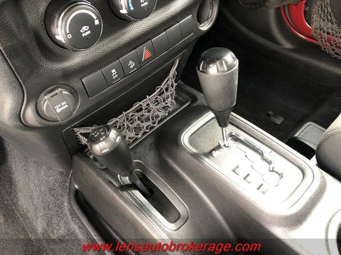 Used 2012 Jeep Wrangler Sport AWD/4WD image 15