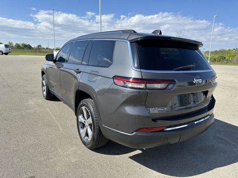 Used 2022 Jeep Grand Cherokee L Limited AWD/4WD image 3