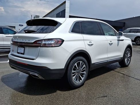 Certified 2023 Lincoln Nautilus AWD w/ Premium Package image 6