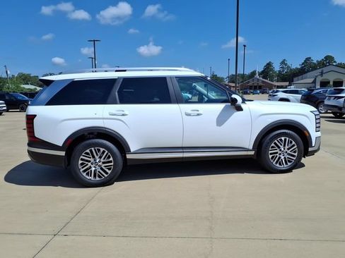 New 2026 Hyundai Palisade SEL FWD image 2