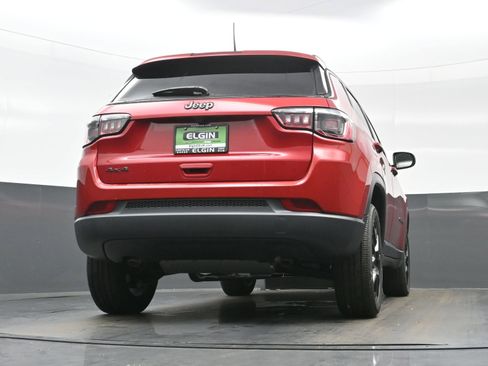 New 2026 Jeep Compass Latitude AWD/4WD image 17