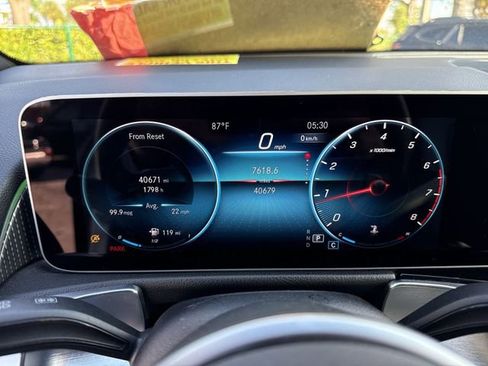 Used 2020 Mercedes-Benz GLB 250 image 15