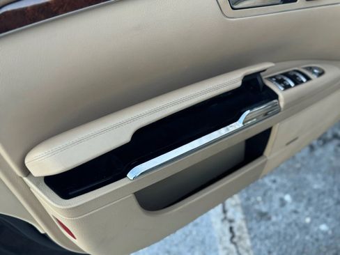 Used 2013 Mercedes-Benz S 550 S 550 4MATIC Sedan 4D image 36