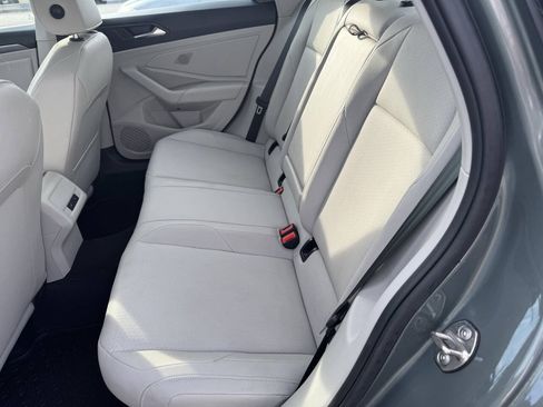 Used 2019 Volkswagen Jetta SEL FWD image 19