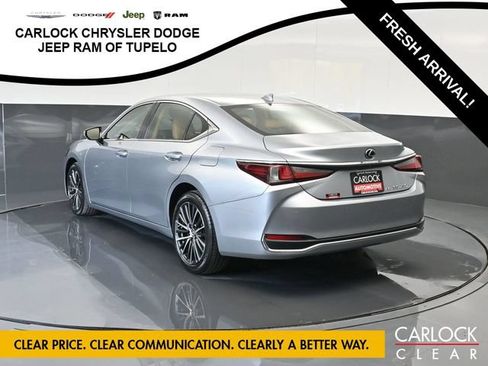 Used 2024 Lexus ES 250 w/ Premium Package AWD/4WD image 11