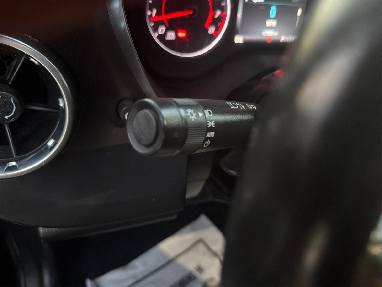 Used 2016 Chevrolet Camaro LT RWD image 23