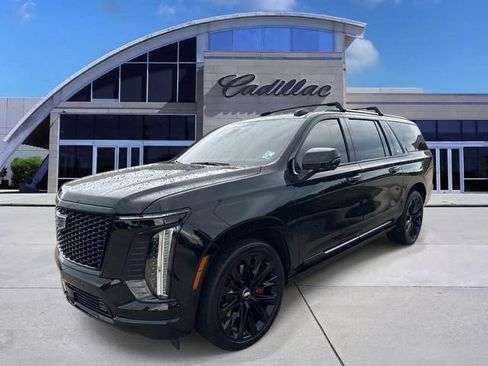 Used 2026 Cadillac Escalade ESV Platinum Sport AWD/4WD image 1