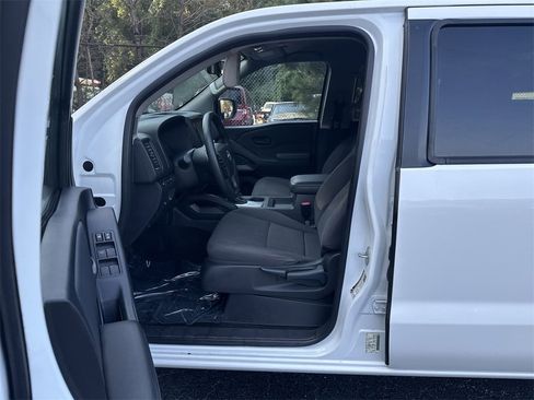 Used 2022 Nissan Frontier S w/ Technology Package image 13