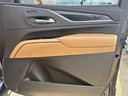 Used 2023 Cadillac Escalade Sport w/ Touring Package image 18