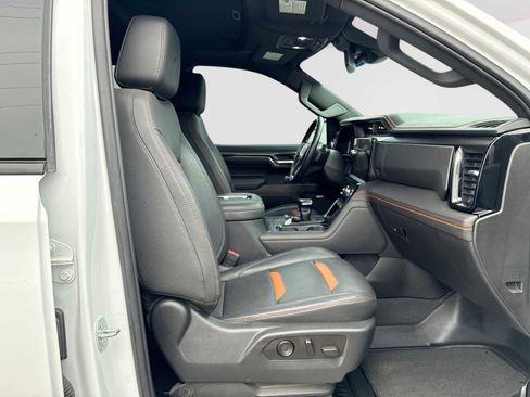 Certified 2022 GMC Sierra 1500 AT4 w/ AT4 Preferred Package image 29