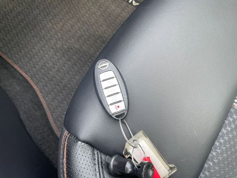 Used 2025 Nissan Altima 2.5 SR image 21