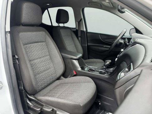 Used 2022 Chevrolet Equinox LT FWD image 57