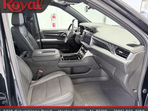 Used 2022 GMC Yukon Denali AWD/4WD image 16