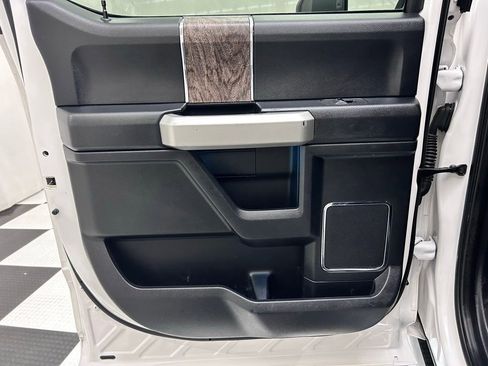 Used 2019 Ford F350 Lariat w/ Lariat Ultimate Package AWD/4WD image 14