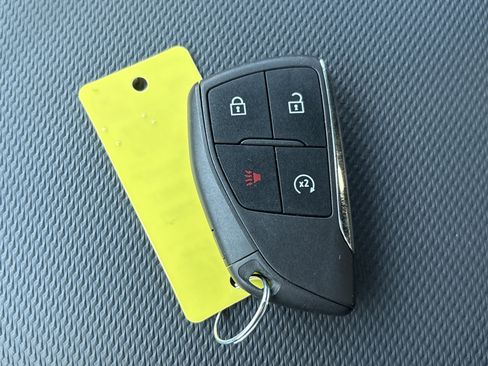 Used 2025 Chevrolet Equinox LT w/ Safety and Technology Package image 28