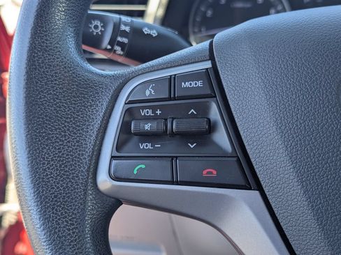 Used 2018 Hyundai Elantra SEL FWD image 18