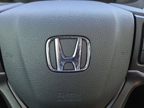 Used 2025 Honda Ridgeline RTL image 21