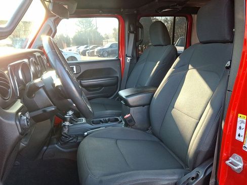 Used 2020 Jeep Gladiator Sport w/ Quick Order Package 24S image 17