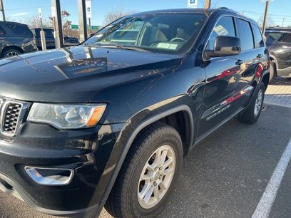 Used 2020 Jeep Grand Cherokee Laredo