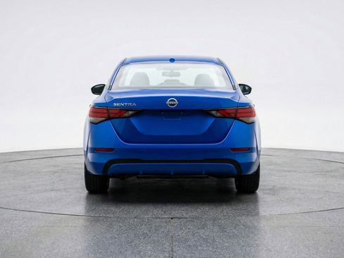 Used 2025 Nissan Sentra SV FWD image 7