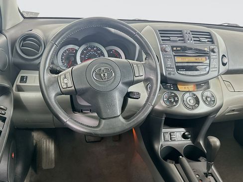 Used 2011 Toyota RAV4 Limited w/ Limited Extra Value Pkg AWD/4WD image 17