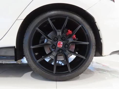 Certified 2024 Honda Civic Type R image 8