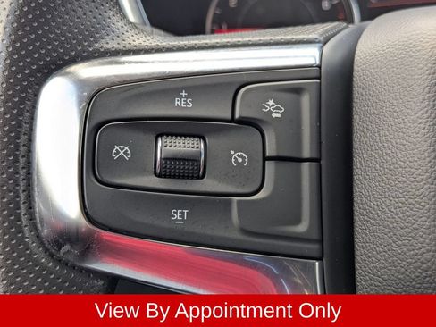 Used 2025 Chevrolet Blazer LT FWD image 21
