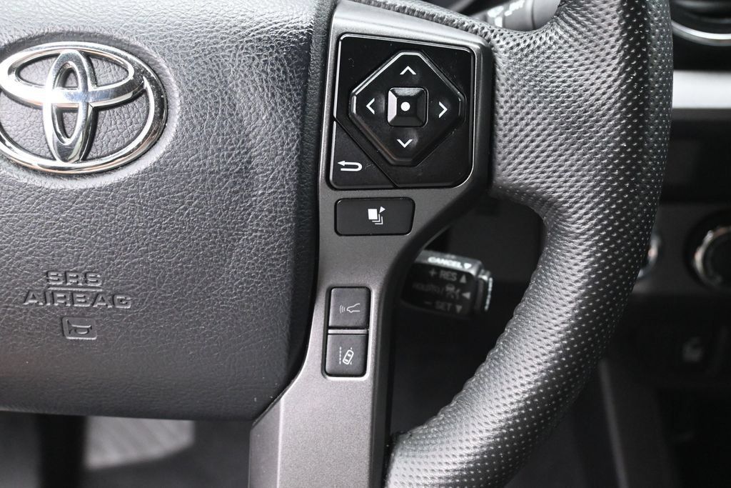 Used 2023 Toyota Tacoma TRD Sport w/ TRD Premium Sport Package AWD/4WD image 19
