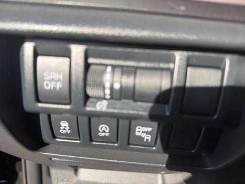 Used 2021 Subaru Crosstrek 2.5i Limited image 22