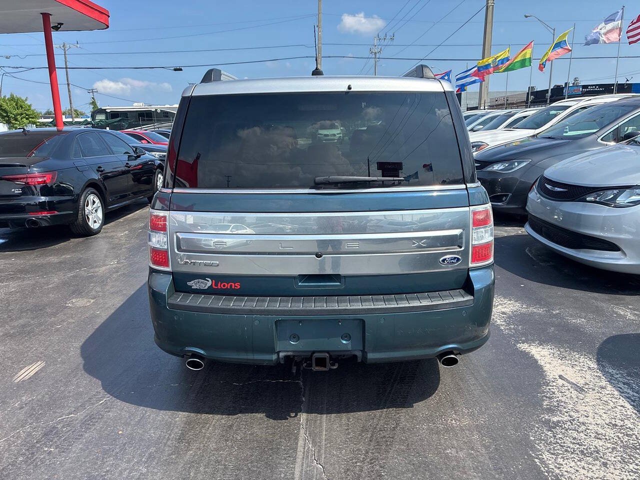 Used 2016 Ford Flex Limited w/ Equipment Group 301A FWD image 13