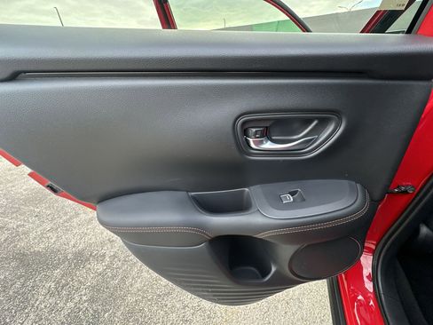 Used 2025 Honda HR-V Sport image 29