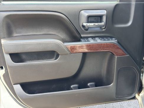 Used 2017 GMC Sierra 2500 SLE w/ HD SLE Preferred Plus Package image 13