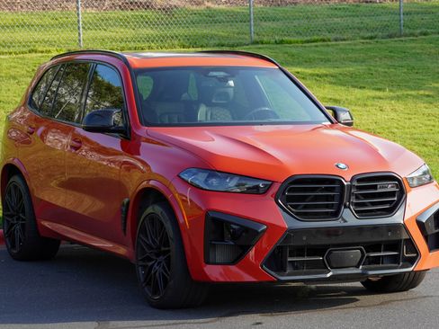 Used 2024 BMW X5 M Competition w/ Executive Package AWD/4WD image 2