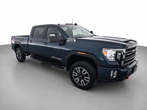 Used 2022 GMC Sierra 3500 AT4 w/ Snow Plow Prep/Camper Package AWD/4WD image 3