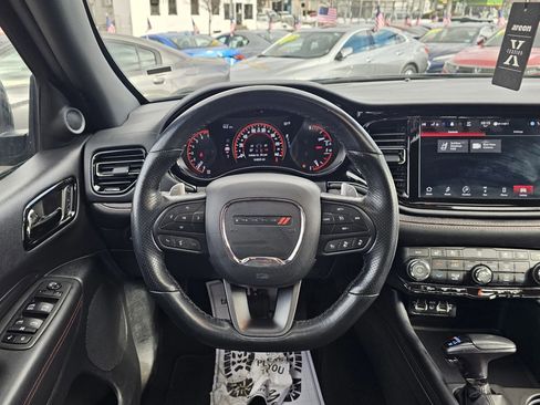 Used 2024 Dodge Durango GT image 18