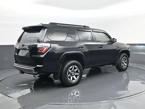 Used 2022 Toyota 4Runner TRD Off-Road Premium AWD/4WD image 24