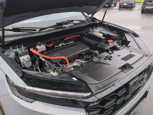 Used 2025 Honda CR-V Sport image 38