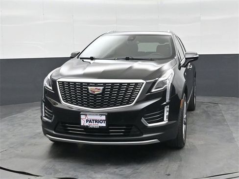 Used 2025 Cadillac XT5 Premium Luxury image 8