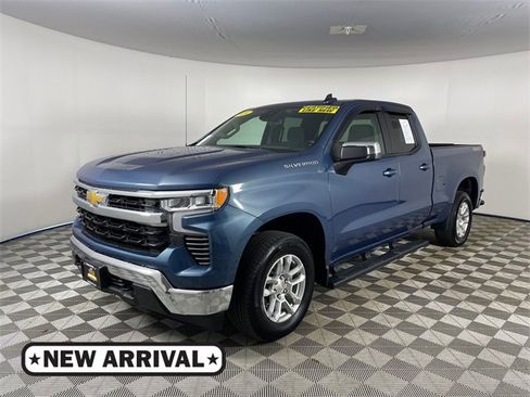 Used 2024 Chevrolet Silverado 1500 LT image 1