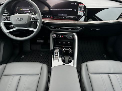 New 2025 Audi Q5 Premium Plus image 12