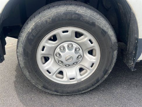 Used 2021 Nissan NV 2500 SV image 17