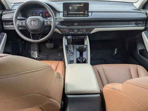 Used 2023 Honda Accord LX image 16