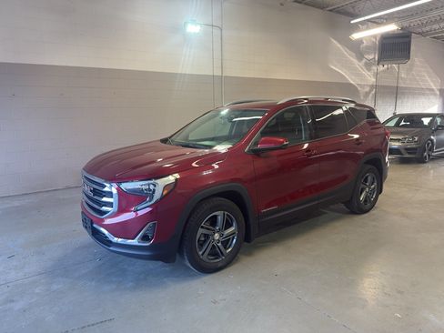 Used 2018 GMC Terrain SLT w/ Preferred Package AWD/4WD image 3