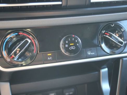 Certified 2023 Kia Seltos LX AWD/4WD image 7