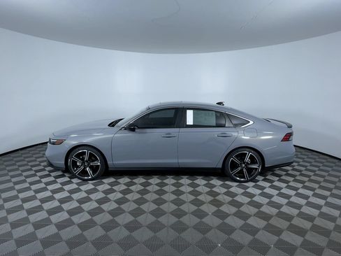 Used 2023 Honda Accord Sport image 5
