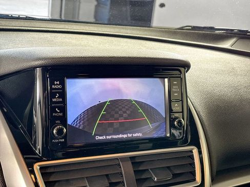 Used 2019 Mitsubishi Eclipse Cross ES image 16