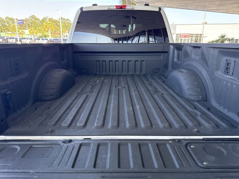 Used 2025 Ford F350 Platinum AWD/4WD image 31