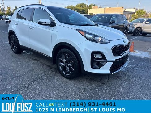 Used 2020 Kia Sportage S w/ S FWD Sunroof Package image 1