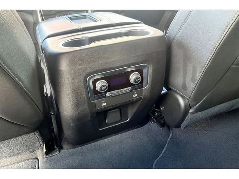 Used 2021 Chevrolet Tahoe LT AWD/4WD image 26