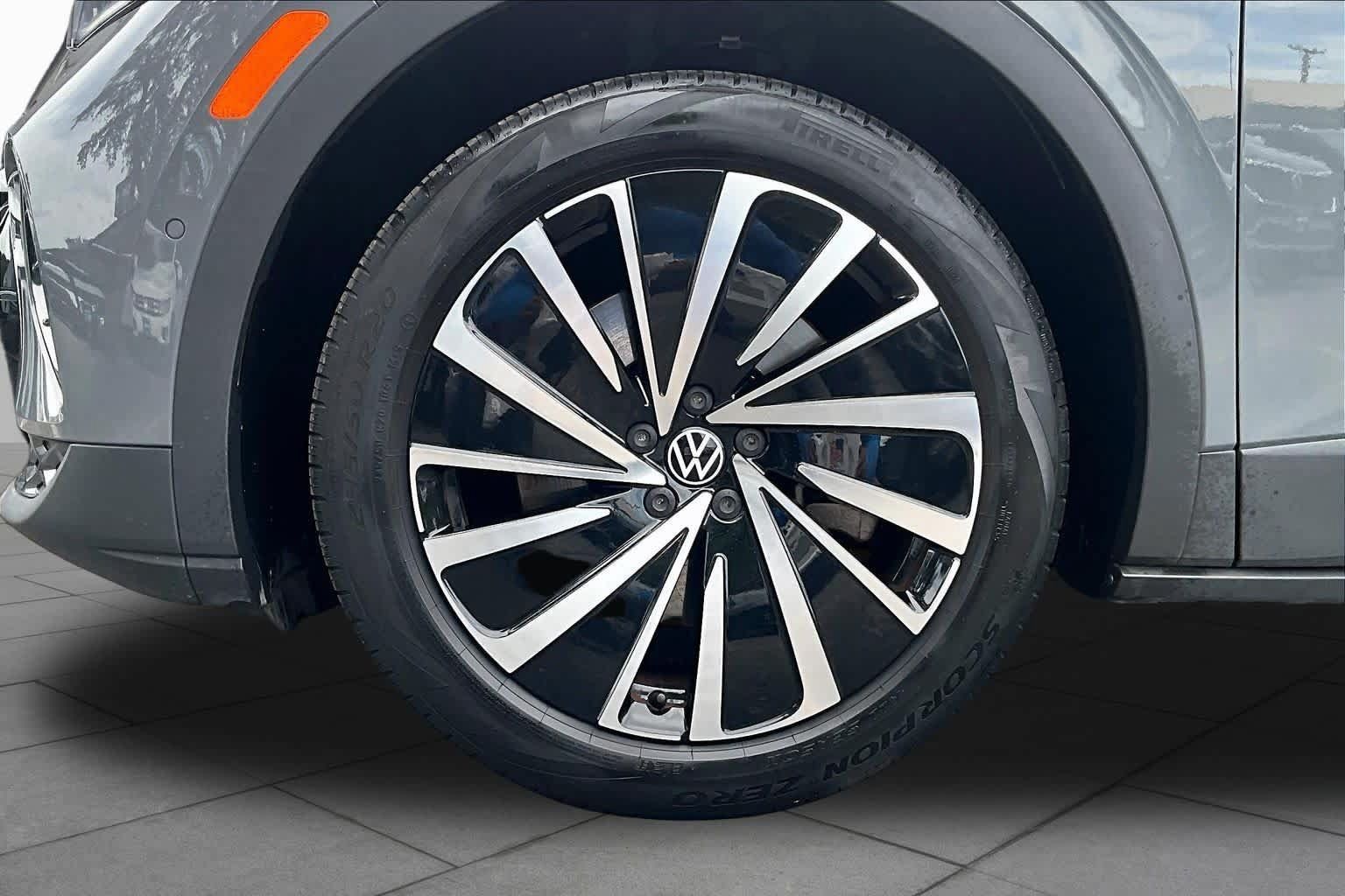 Used 2024 Volkswagen ID.4 S RWD image 10